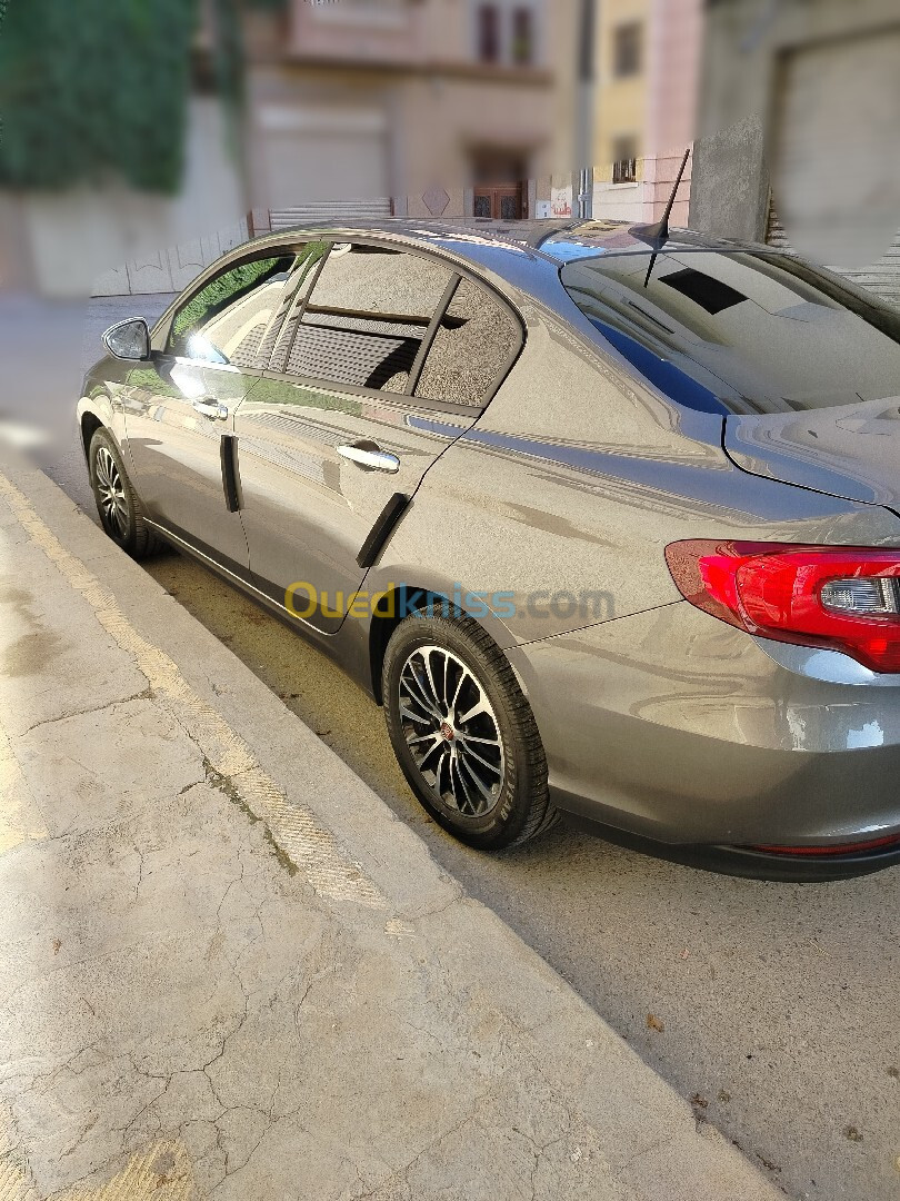 Fiat Tipo 2024 