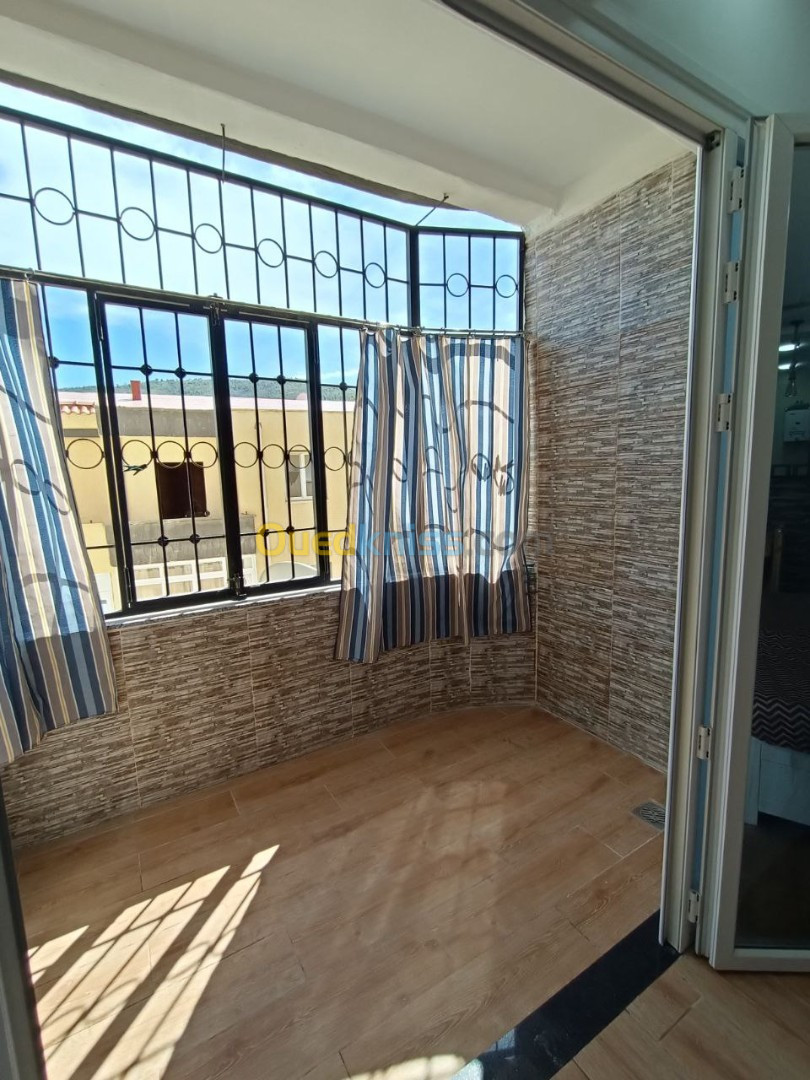 Vente Appartement F3 Tizi Ouzou Azeffoun