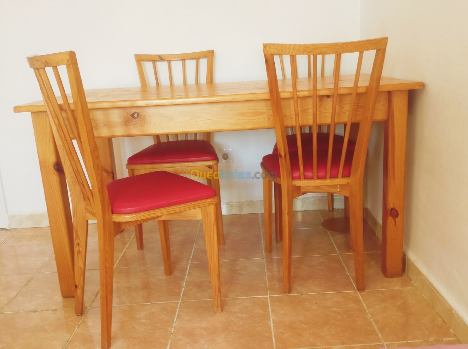 Table et chaise bois rouge 1er choix 