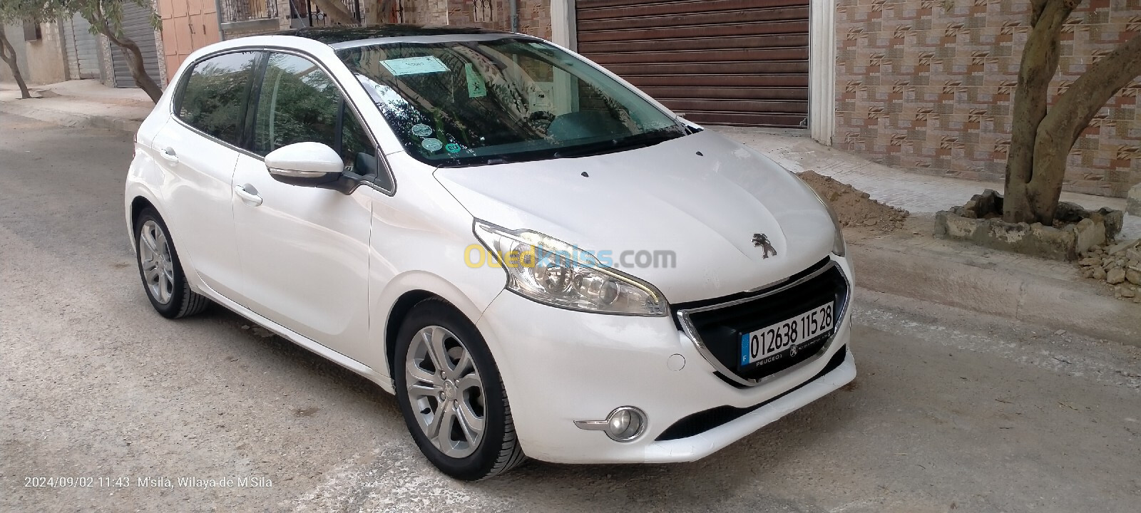 Peugeot 208 2015 Allure