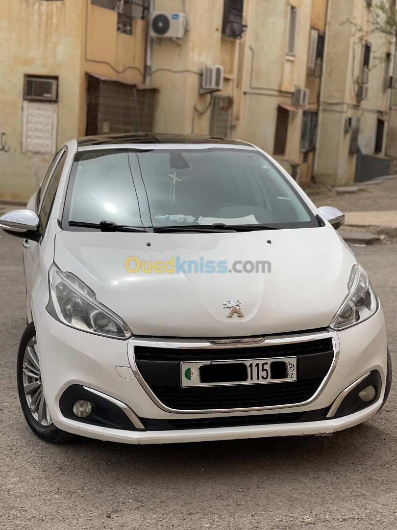 Peugeot 208 2015 Allure Facelift