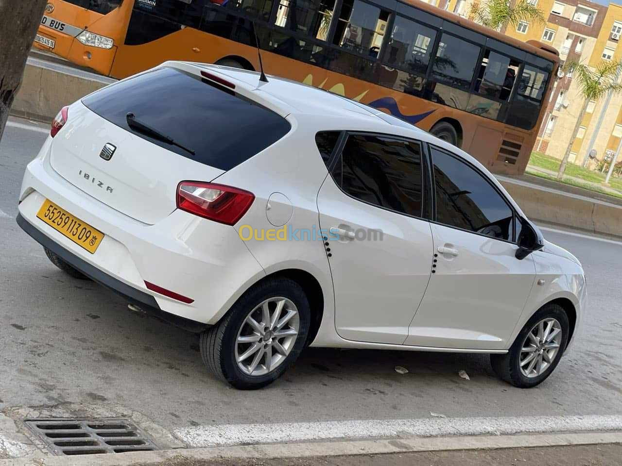 Seat Ibiza 2013 Fully +Toit ouvrant