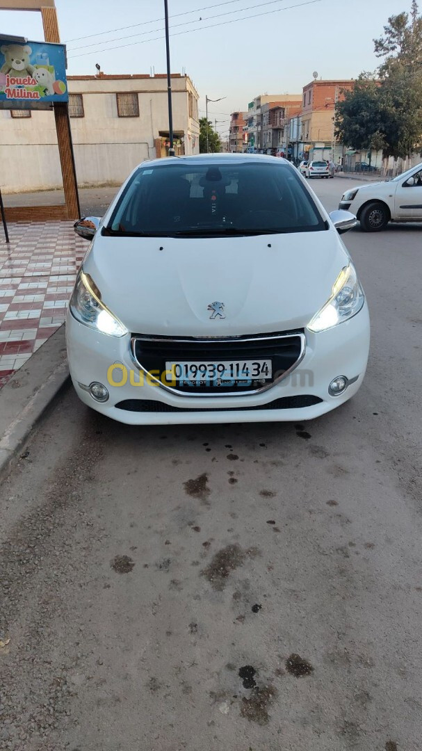 Peugeot 208 2014 Allure