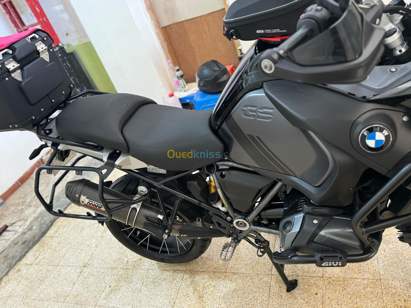 BMW gs1250 tripleblack 2021