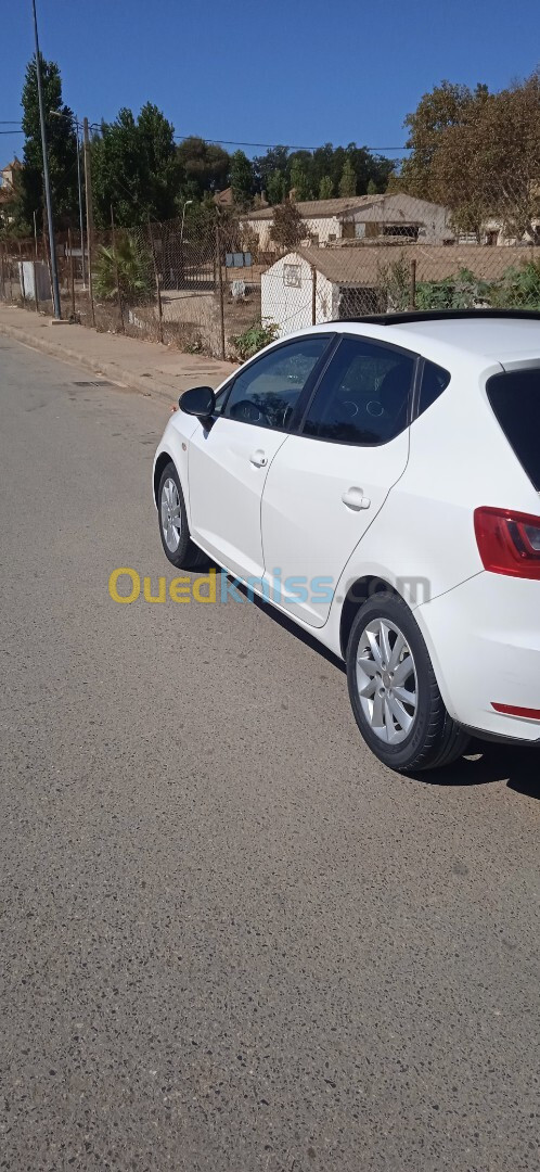 Seat Ibiza 2012 Fully +Toit ouvrant