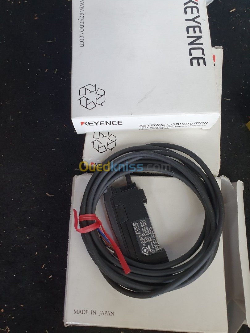 CAPTEUR FIBRE OPTIQUE KEYENCE