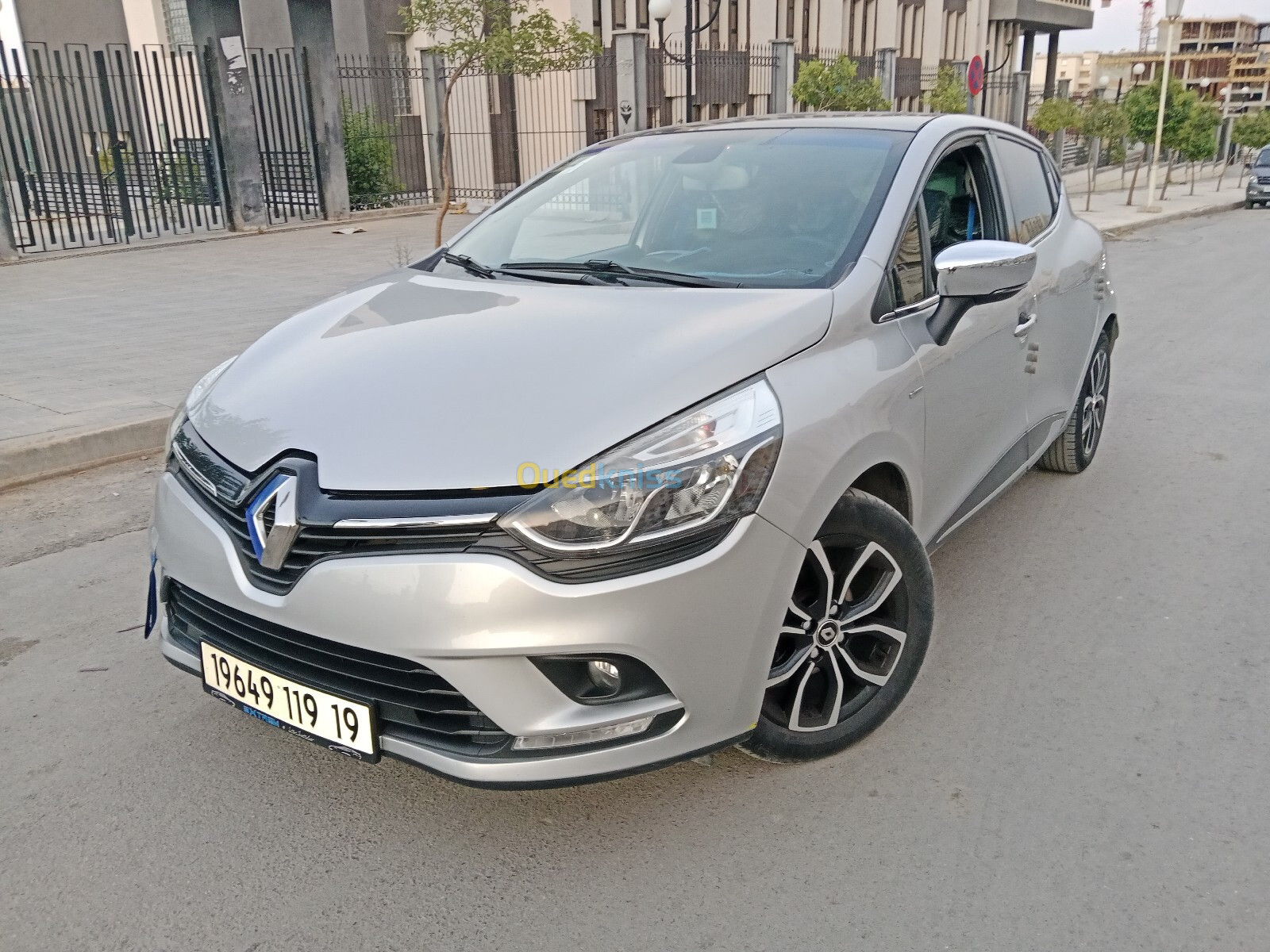 Renault Clio 4 2019 Limited 2