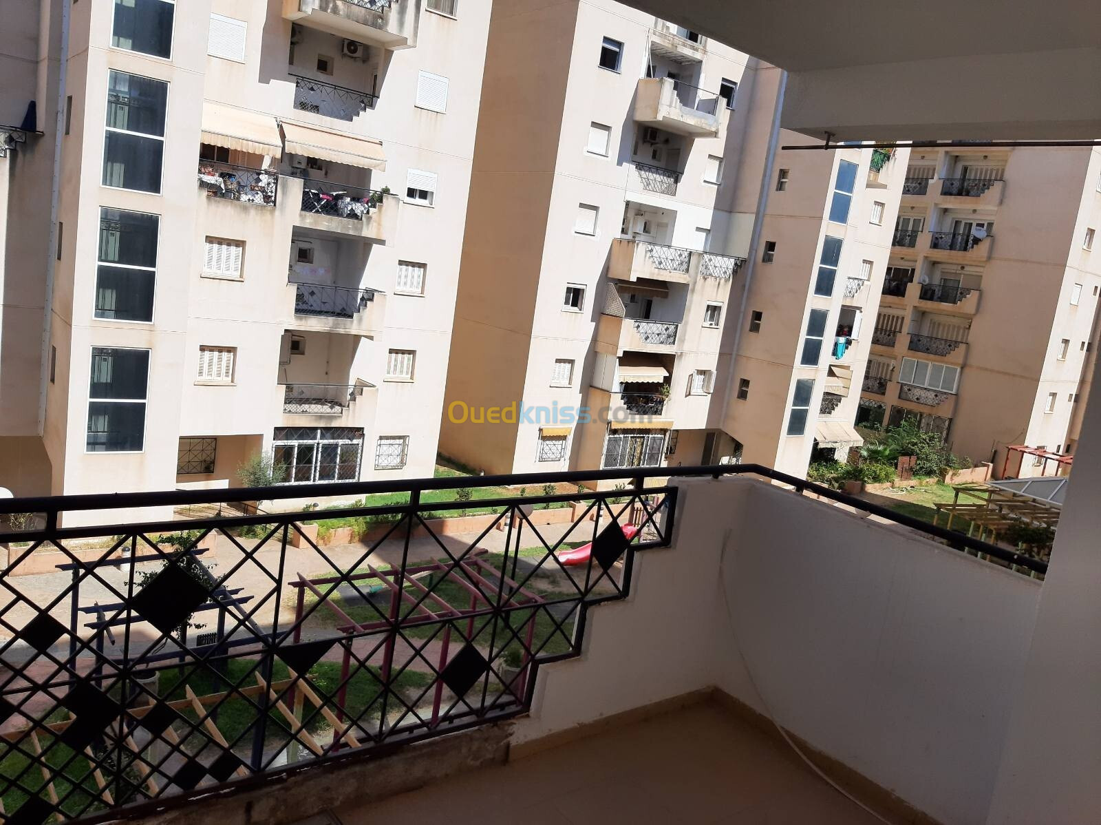 Location Appartement F4 Alger Staoueli