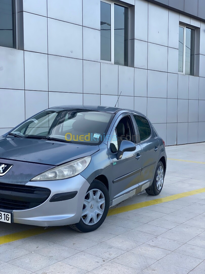 Peugeot 207 2008 Premium