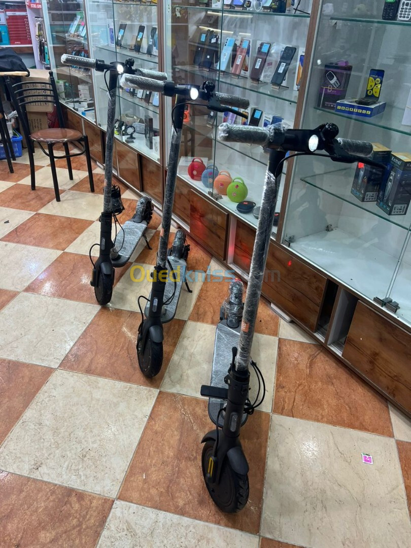  Trottinette électrique xiaomiسكوتر كهربائي شاومي الأصلي في المستعمل النظيف (caba)  بري لوز 