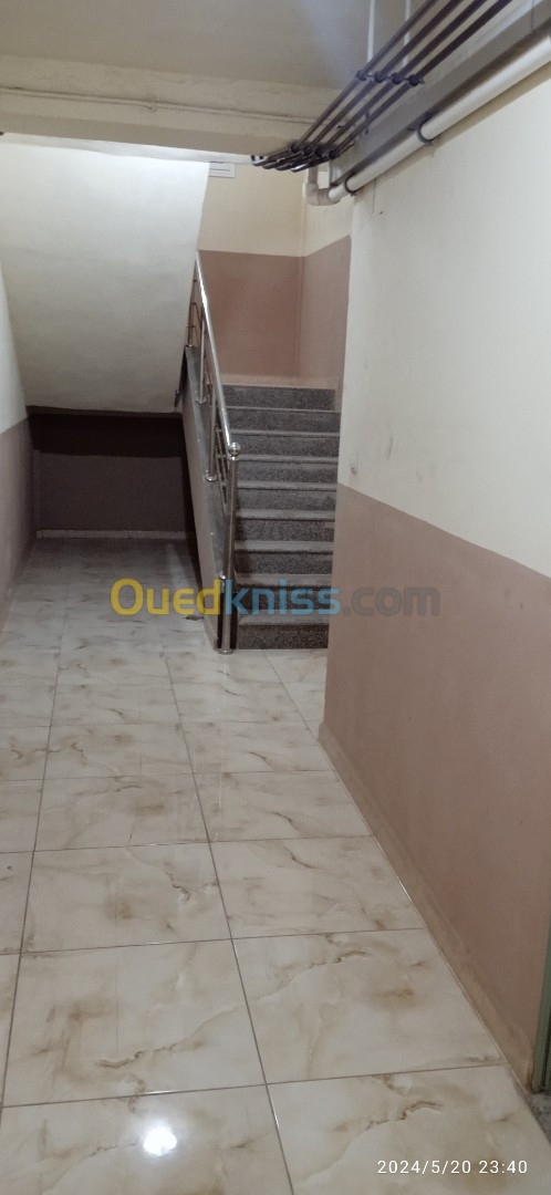 Location vacances Appartement F3 Alger Bordj el kiffan