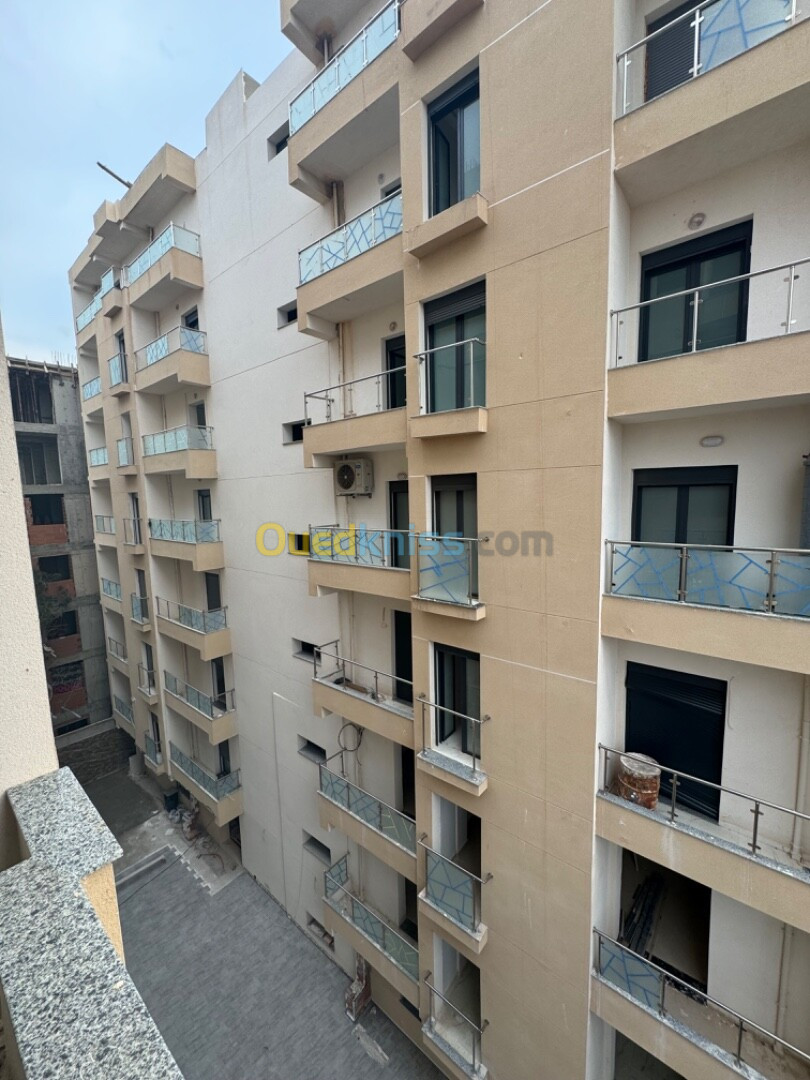 Vente Appartement F4 Alger Bordj el bahri