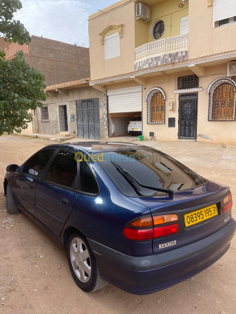 Renault Laguna 1 1995 Laguna 1