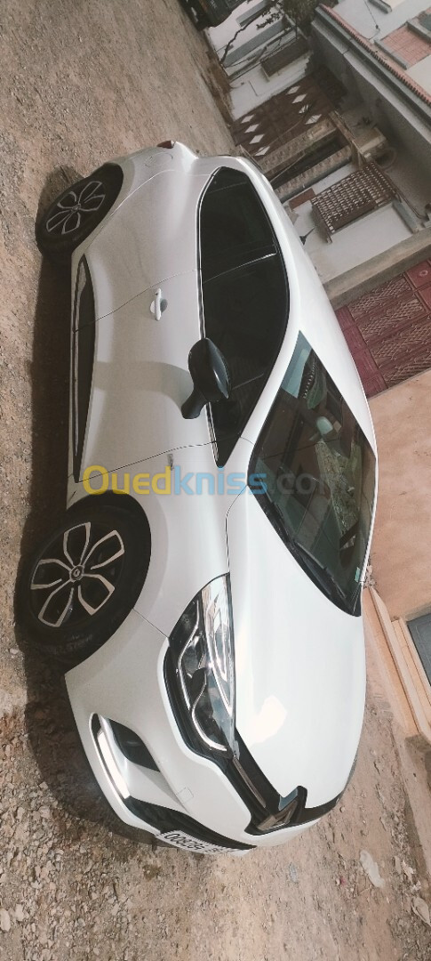 Renault Clio 4 2019 Limited 2