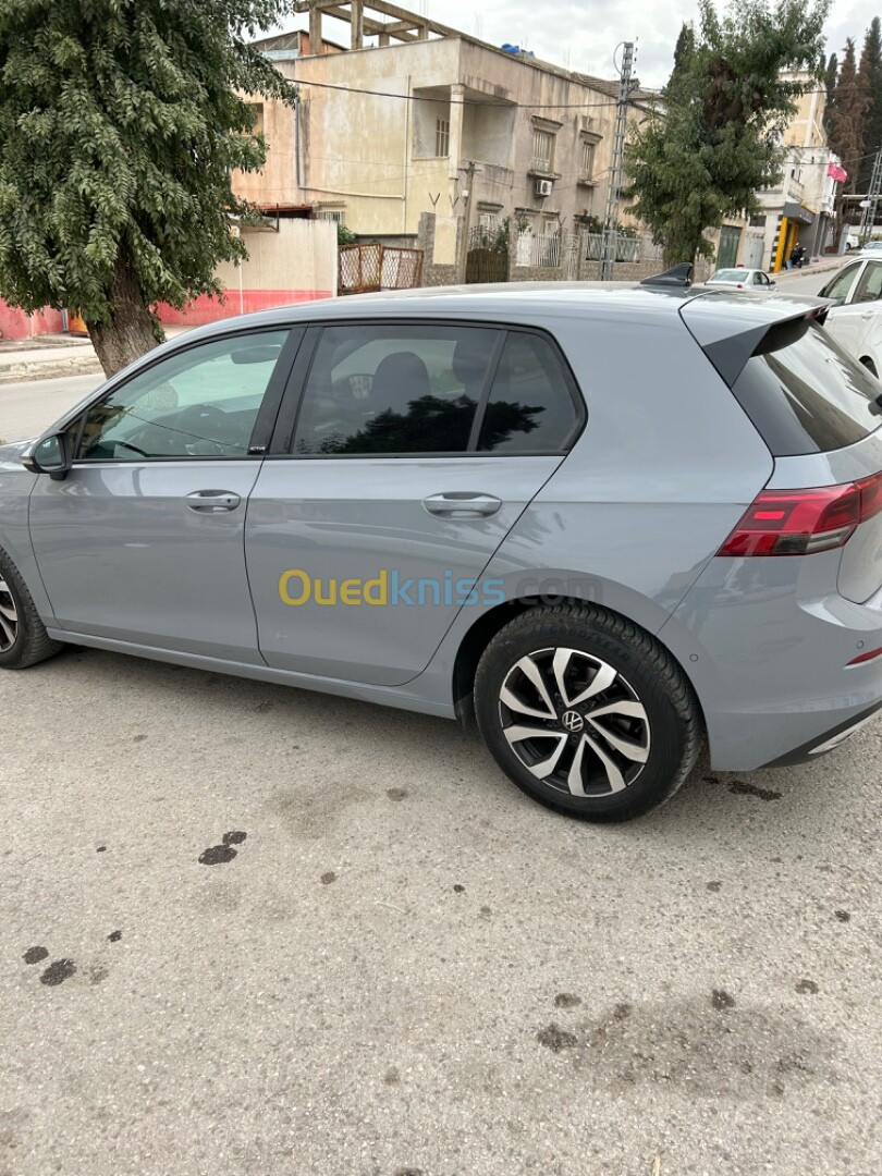 Volkswagen Golf 8 2022 Active +