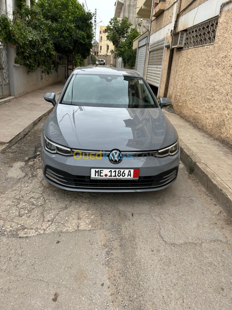 Volkswagen Golf 8 2022 Active +