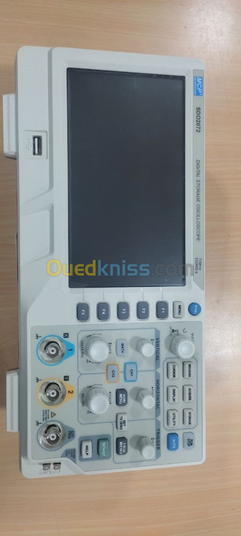 SDO2072 Oscilloscope Numérique 2 Voies 70MHZ