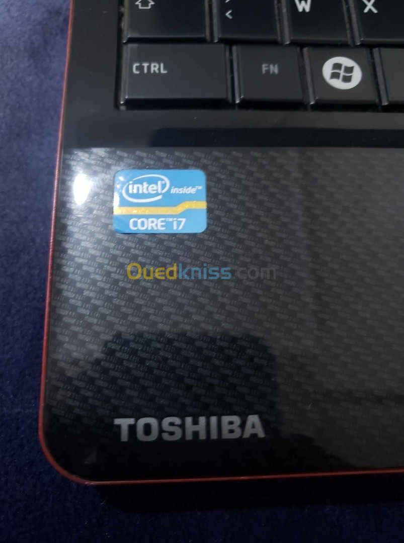 PC PORTABLE DE MARQUE TOSHIBA