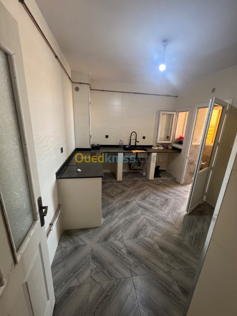 Location Appartement F3 Alger Mahelma