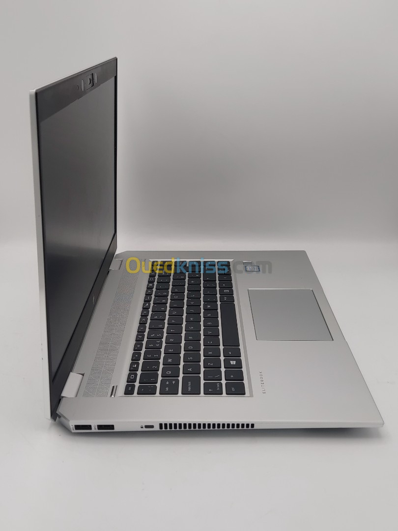 HP EliteBook 1050 G1 i7 8750H 32 Go DDR4 1 Tb SSD 15.6 FHD NVIDIA GTX 1050 4 GB