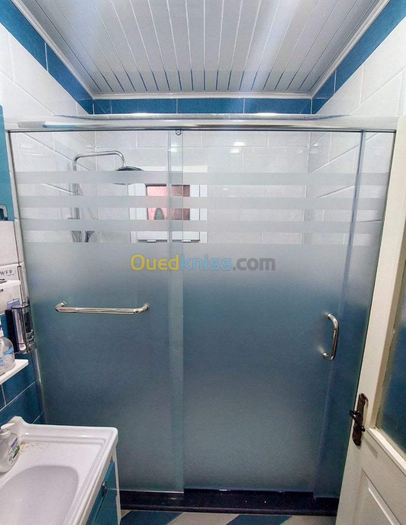 Cabine de douche sur mesure