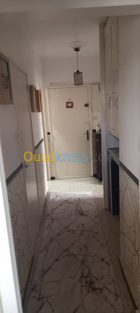 Location Appartement F2 Alger Bab ezzouar