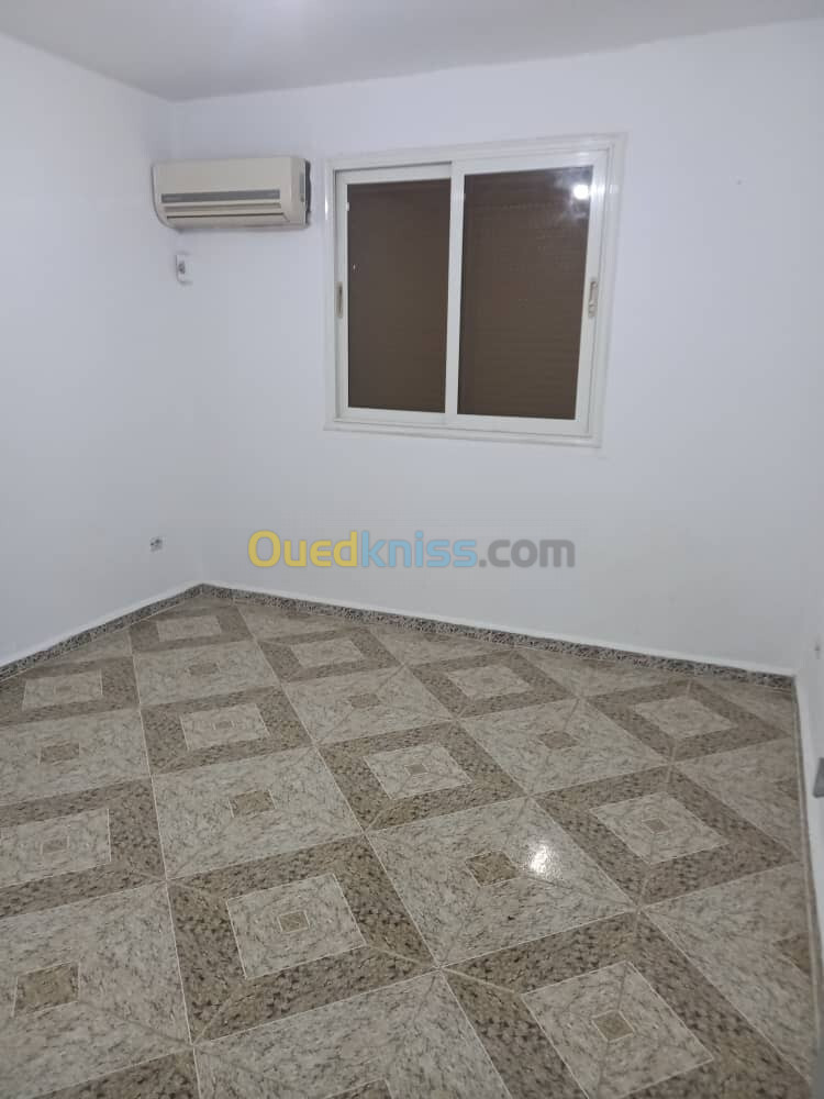 Location Appartement F4 Alger Bab ezzouar