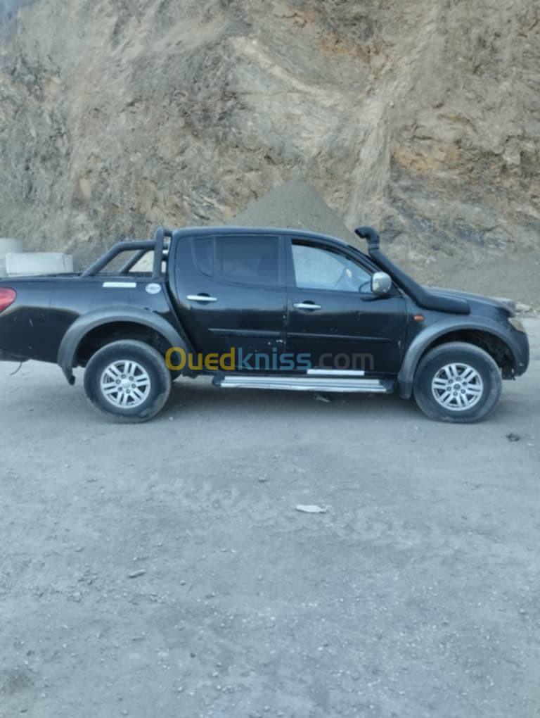 Mitsubishi L200 2009 Doube cabine Evolution