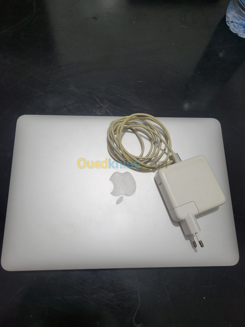 Macbook pro 2015 13" 8/256      