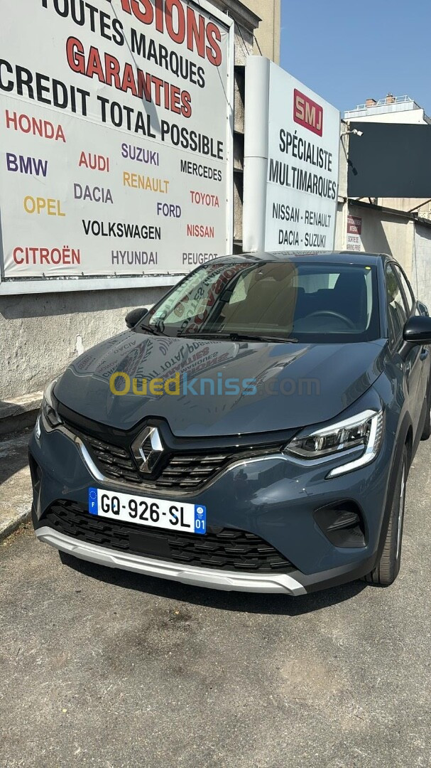 Renault Captur /clio 5 2023 Évolution faible kilométrage