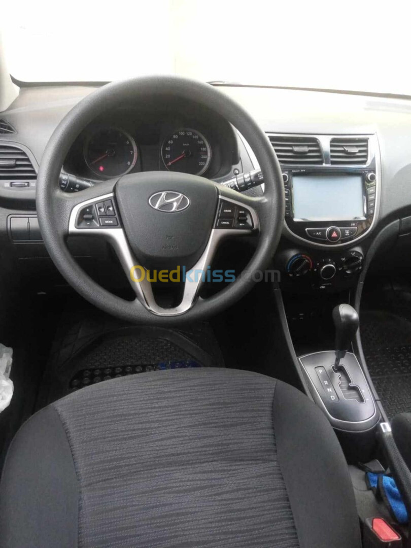 Hyundai Accent 2018 RB 5 portes