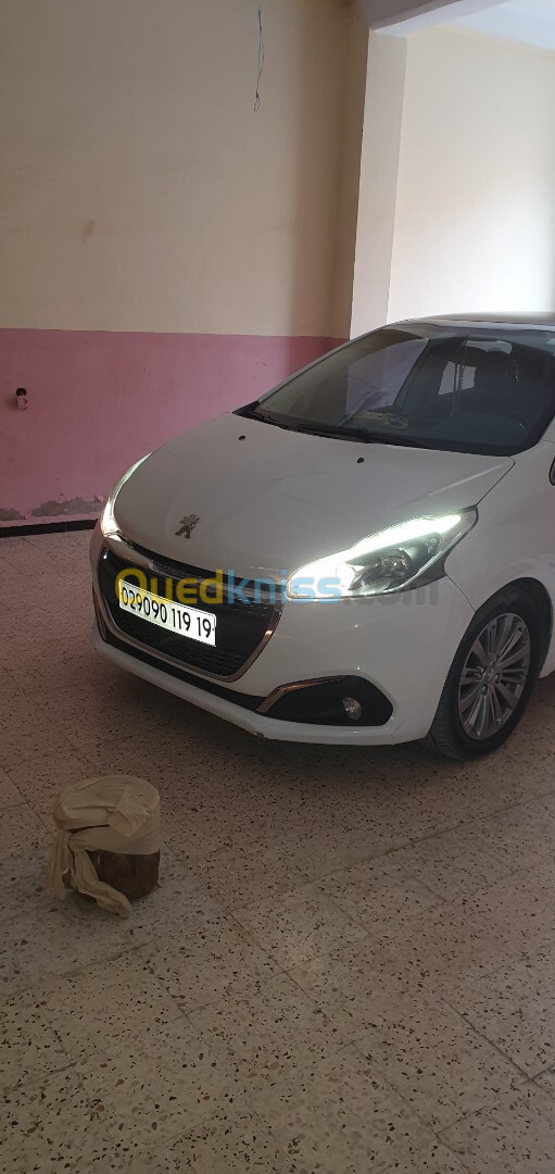 Peugeot 208 2019 Allure Facelift