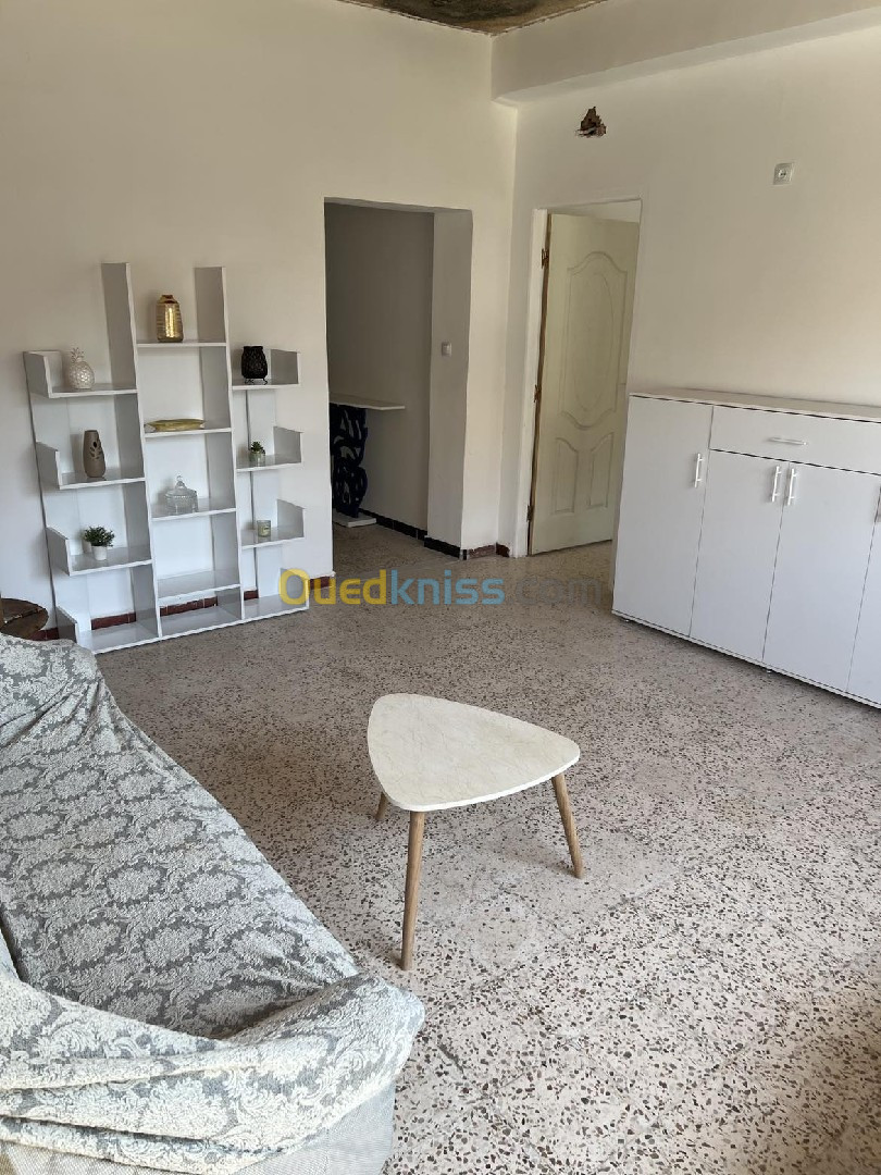 Location Niveau De Villa F4 Skikda Skikda