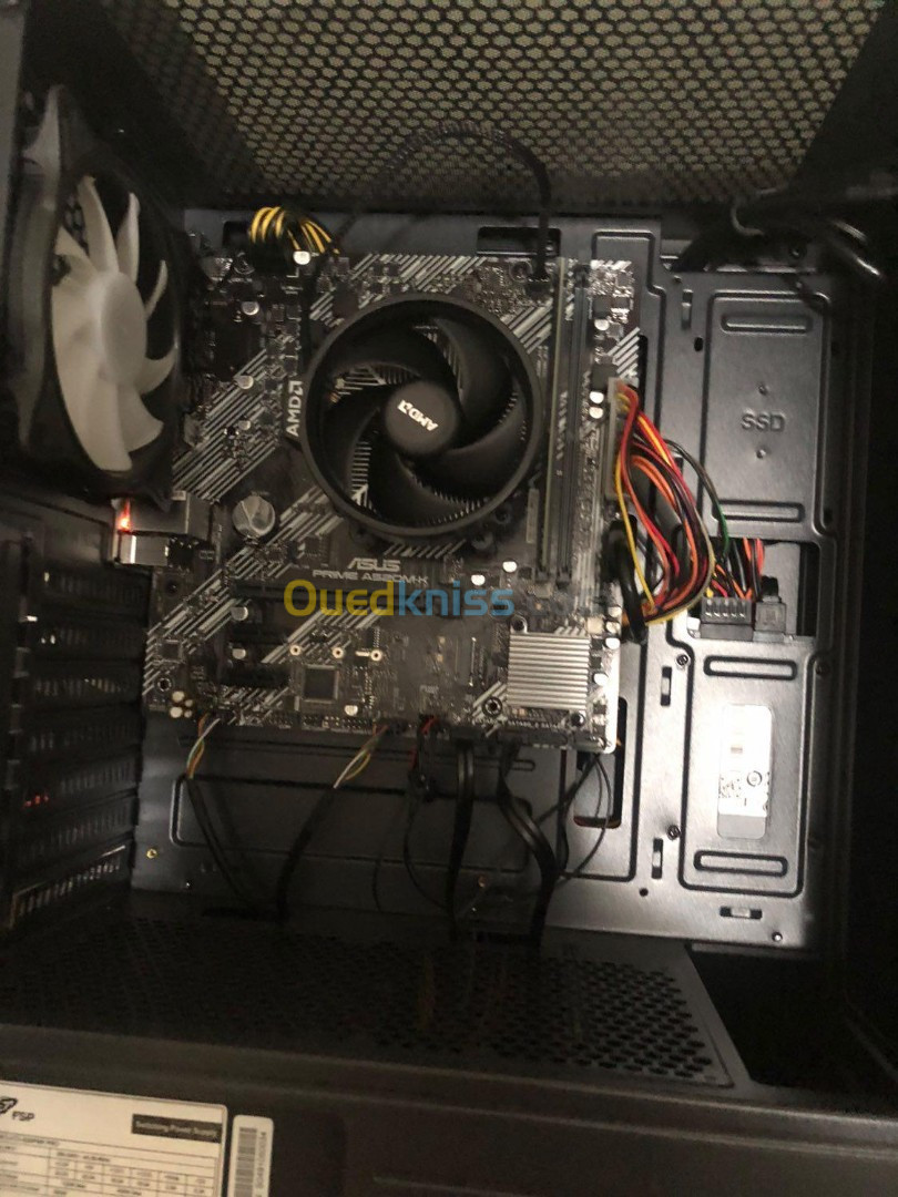 Pc Gamer: CPU: Rayzen 5 5600g SSD: Adata su680-256g RAM: 8gb+Ecran: Matos zx22"