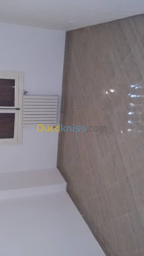 Location Appartement F3 Alger Bouzareah