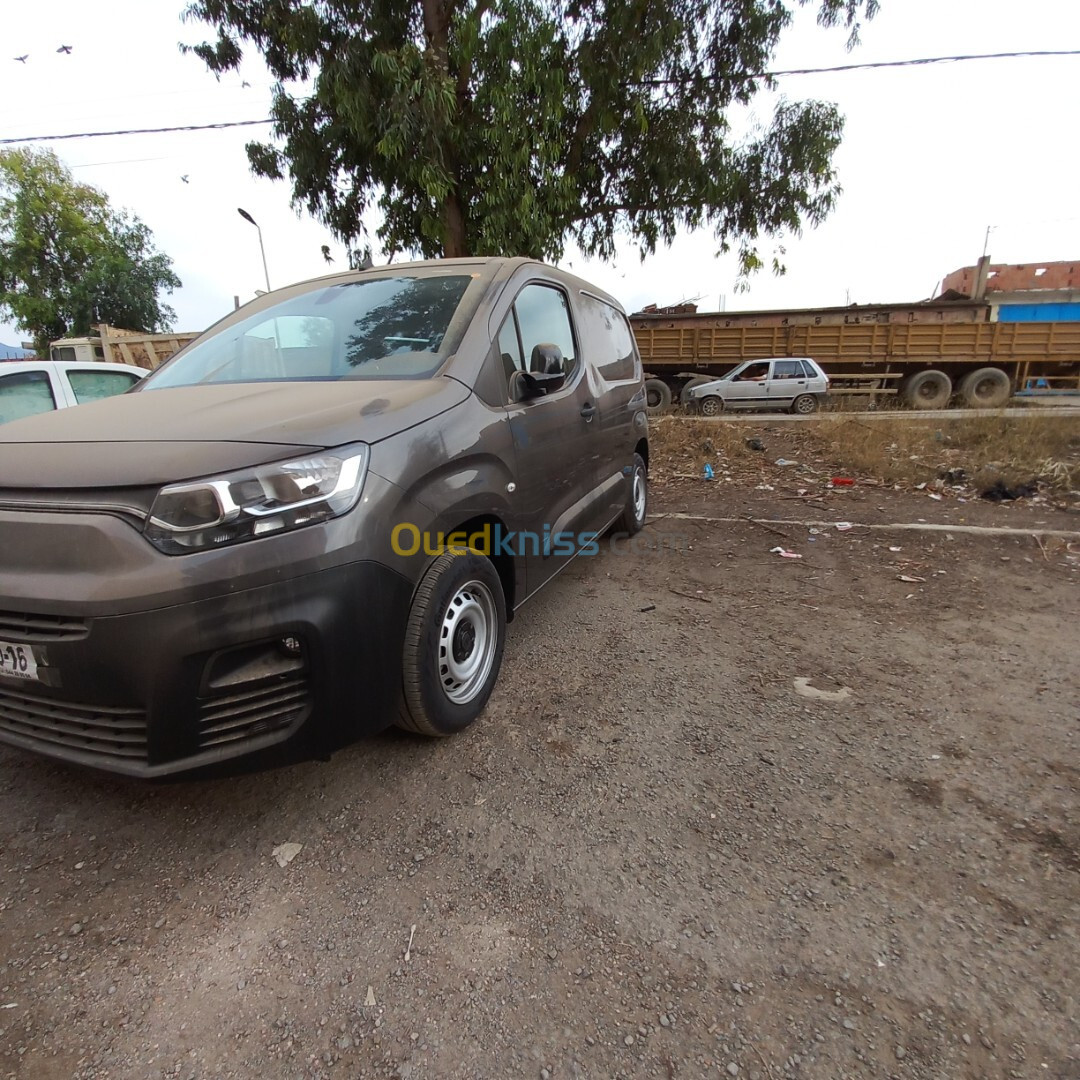 Fiat Doblo 2024 Italy