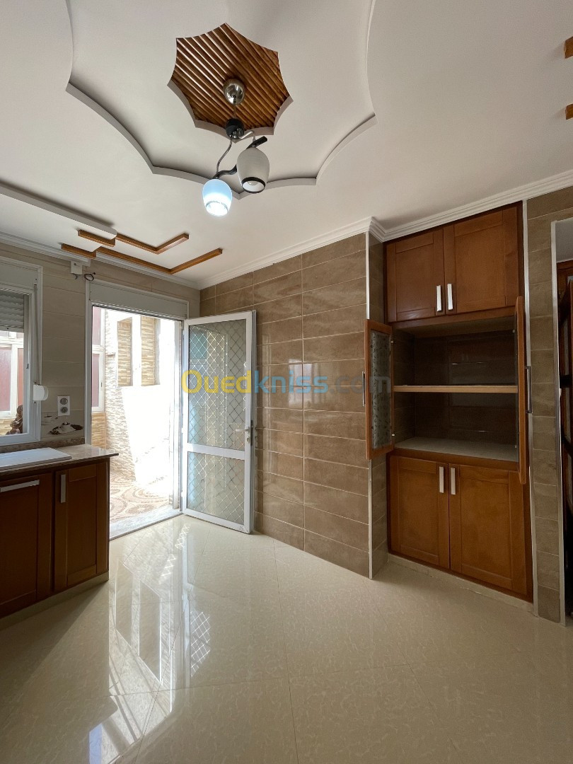 Vente Appartement F4 Alger Bordj el kiffan