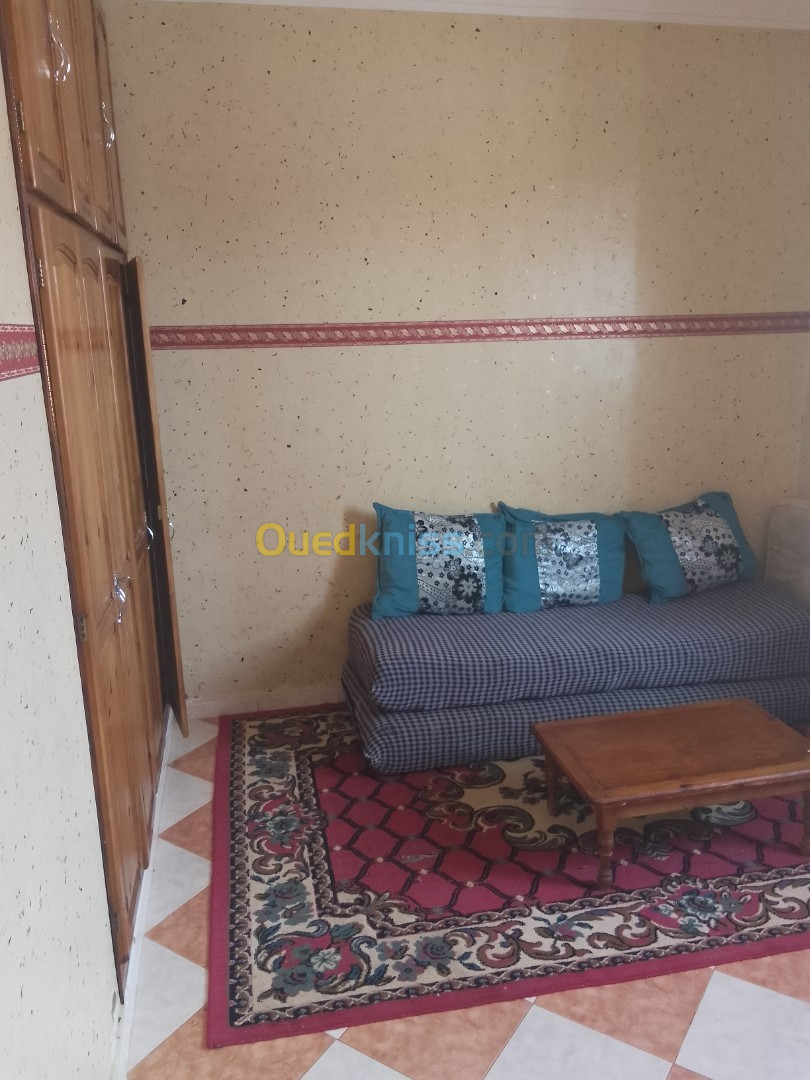 Location vacances Niveau De Villa F2 Mostaganem Abdelmalek ramdane