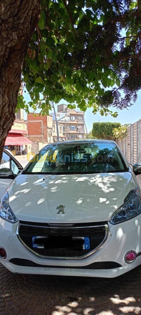 Peugeot 208 2013 