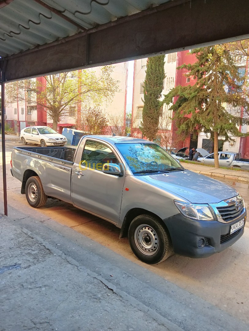 Toyota Hilux 2015 LEGEND SC 4x2