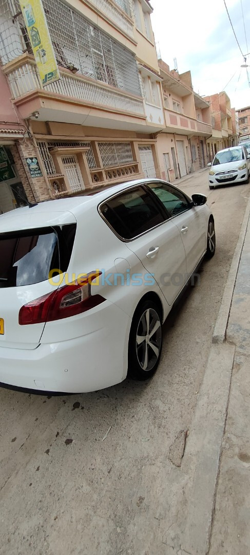 Peugeot 308 2015 Allure