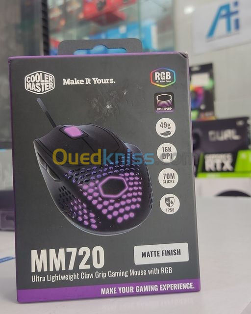 souris Cooler Master MM720 RGB-LED 