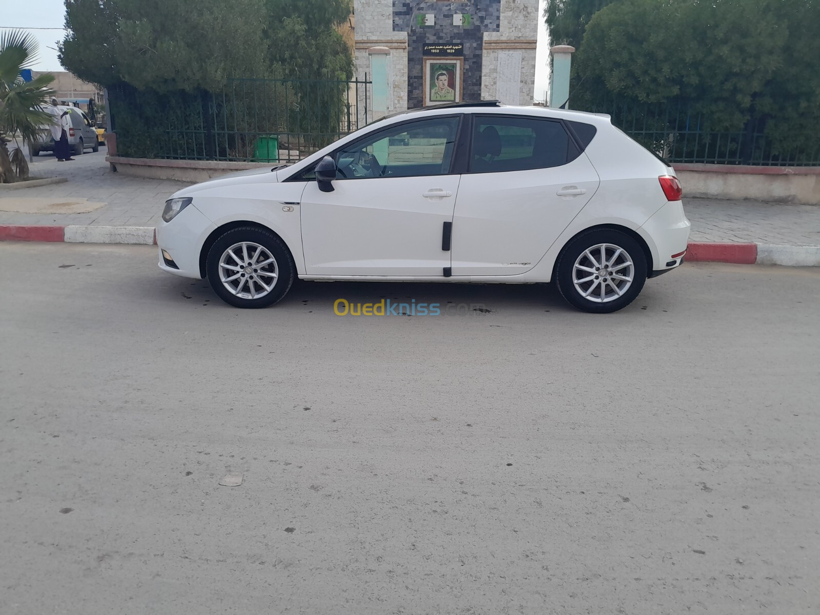 Seat Ibiza 2013 Fully +Toit ouvrant