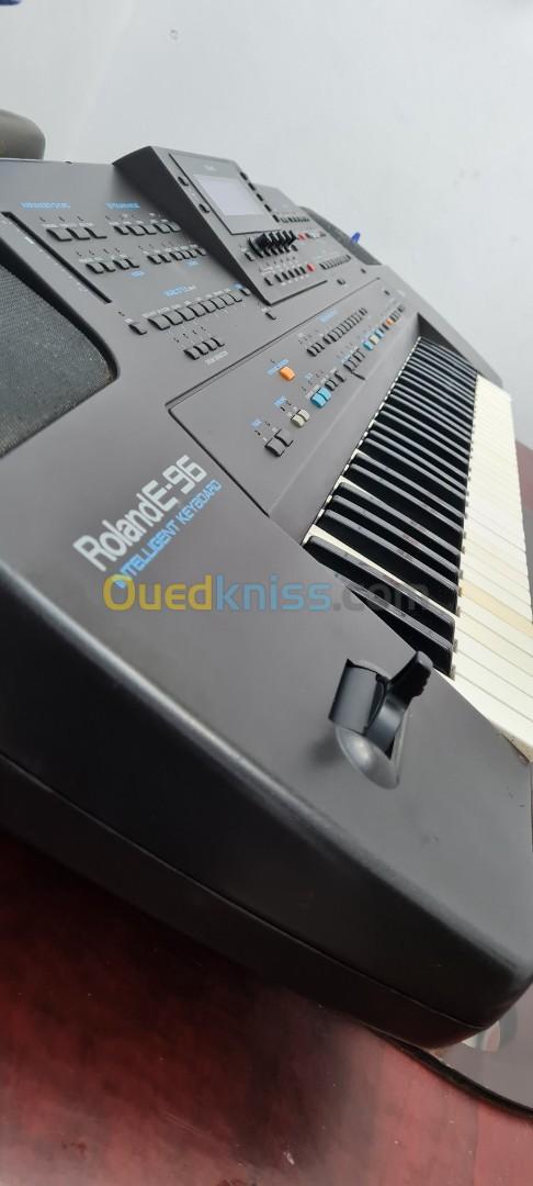 Roland e96