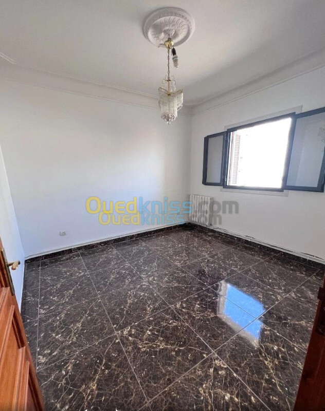 Location Appartement F5 Oran Oran