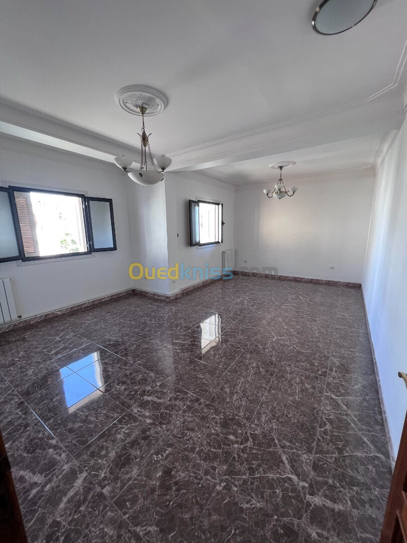 Location Appartement F5 Oran Oran