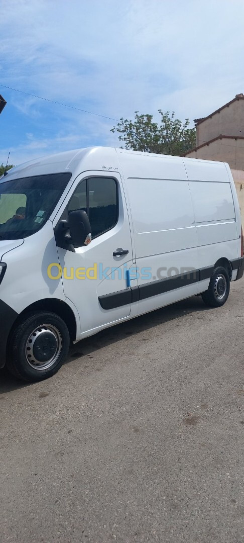 Renault Master 2021