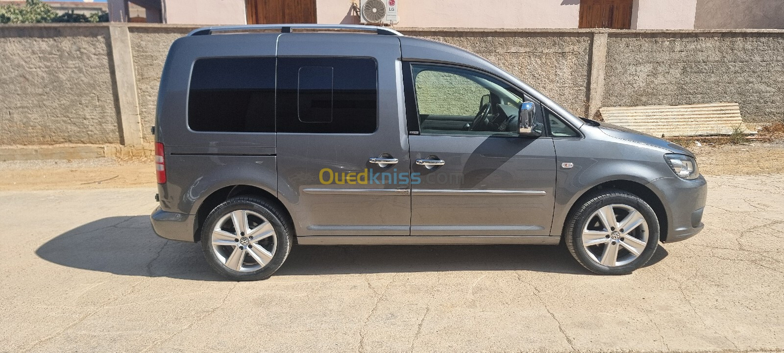 Volkswagen Caddy 2015 كاب