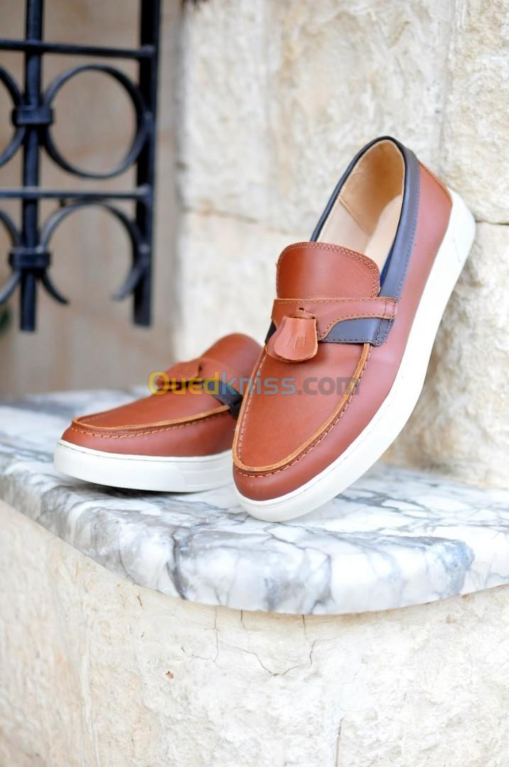 Chaussure véritable cuir intérieur et extérieur 