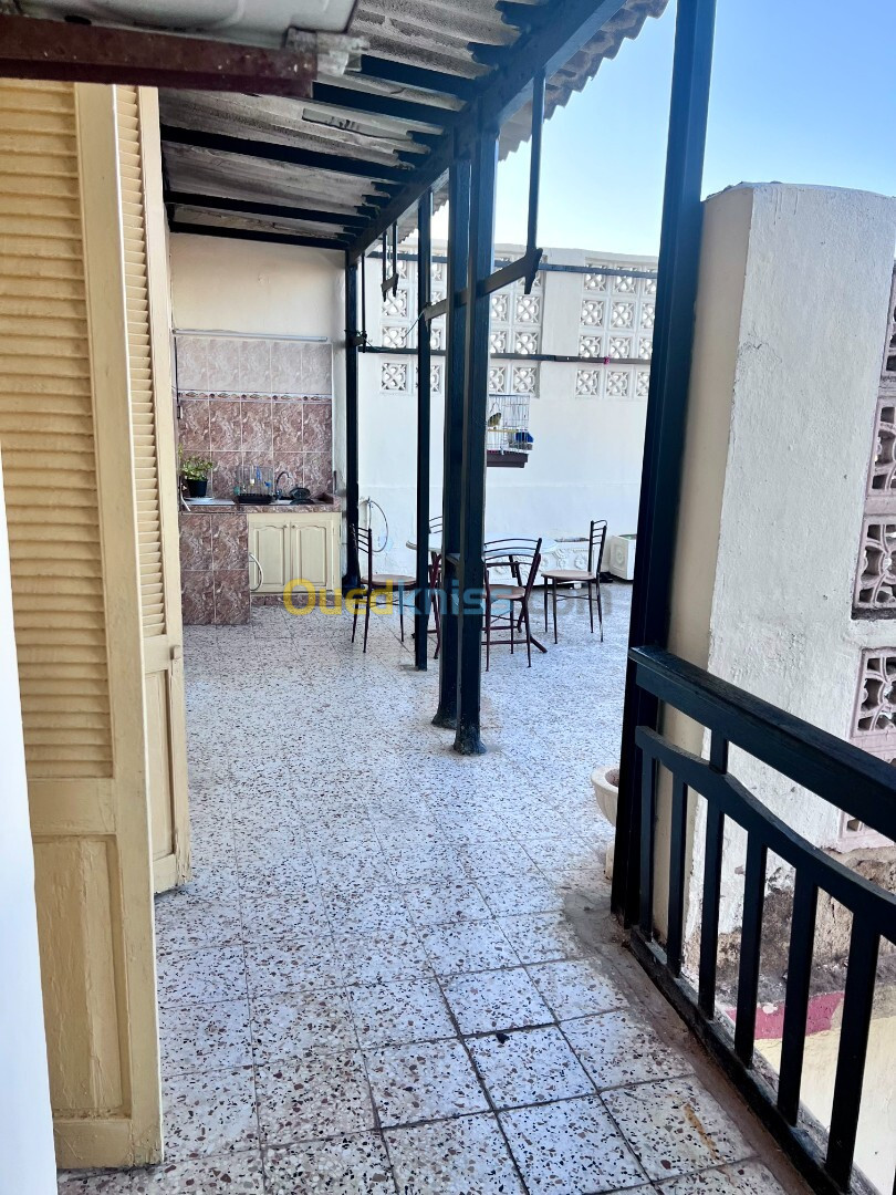 Location Appartement F4 Alger El mouradia